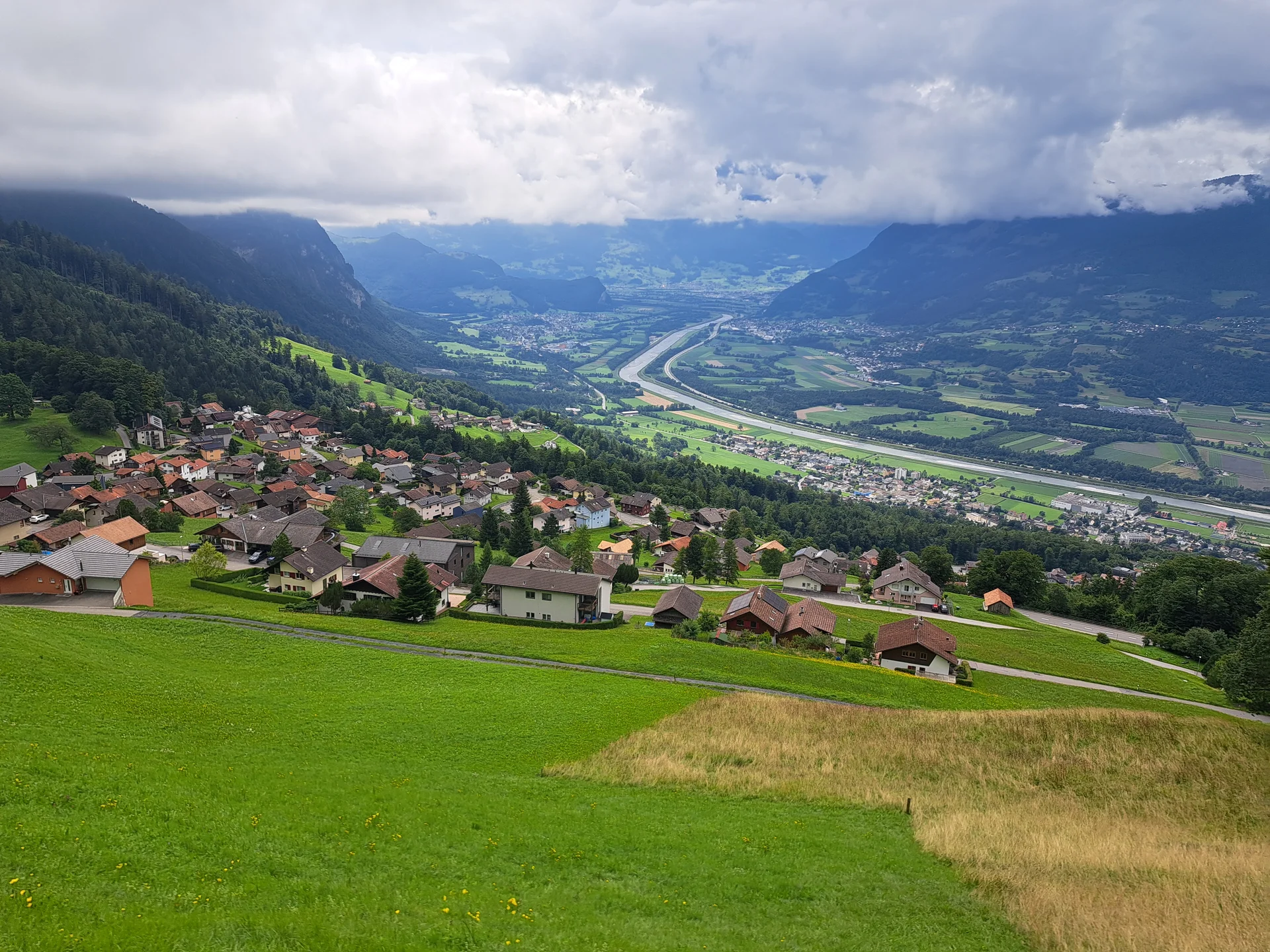 Blick ins Rheintal / Triesenberg | © DAV Sektion Altdorf - Jan Kürschner