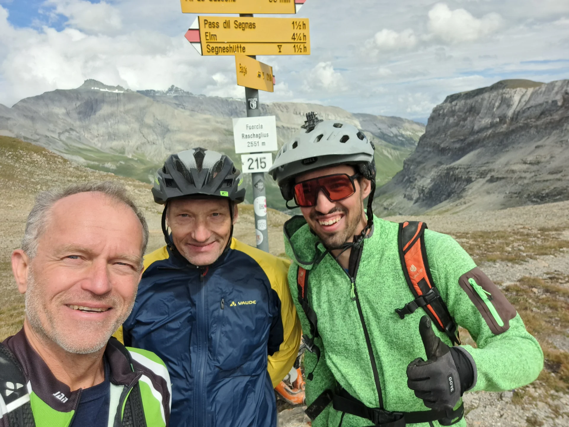 Gruppenfoto vom Fuorcla Raschaglius 2551m | © DAV Sektion Altdorf - Jan Kürschner