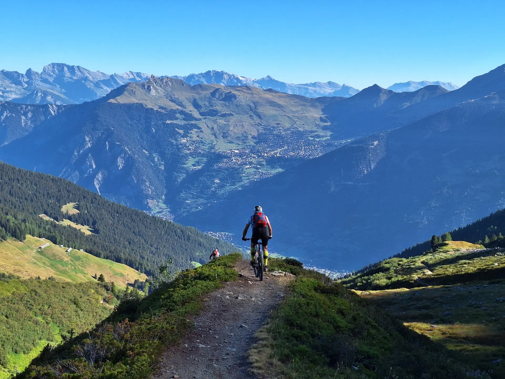 glatter Downhill Richtung Verbier | © DAV Sektion Altdorf - Jan Kürschner