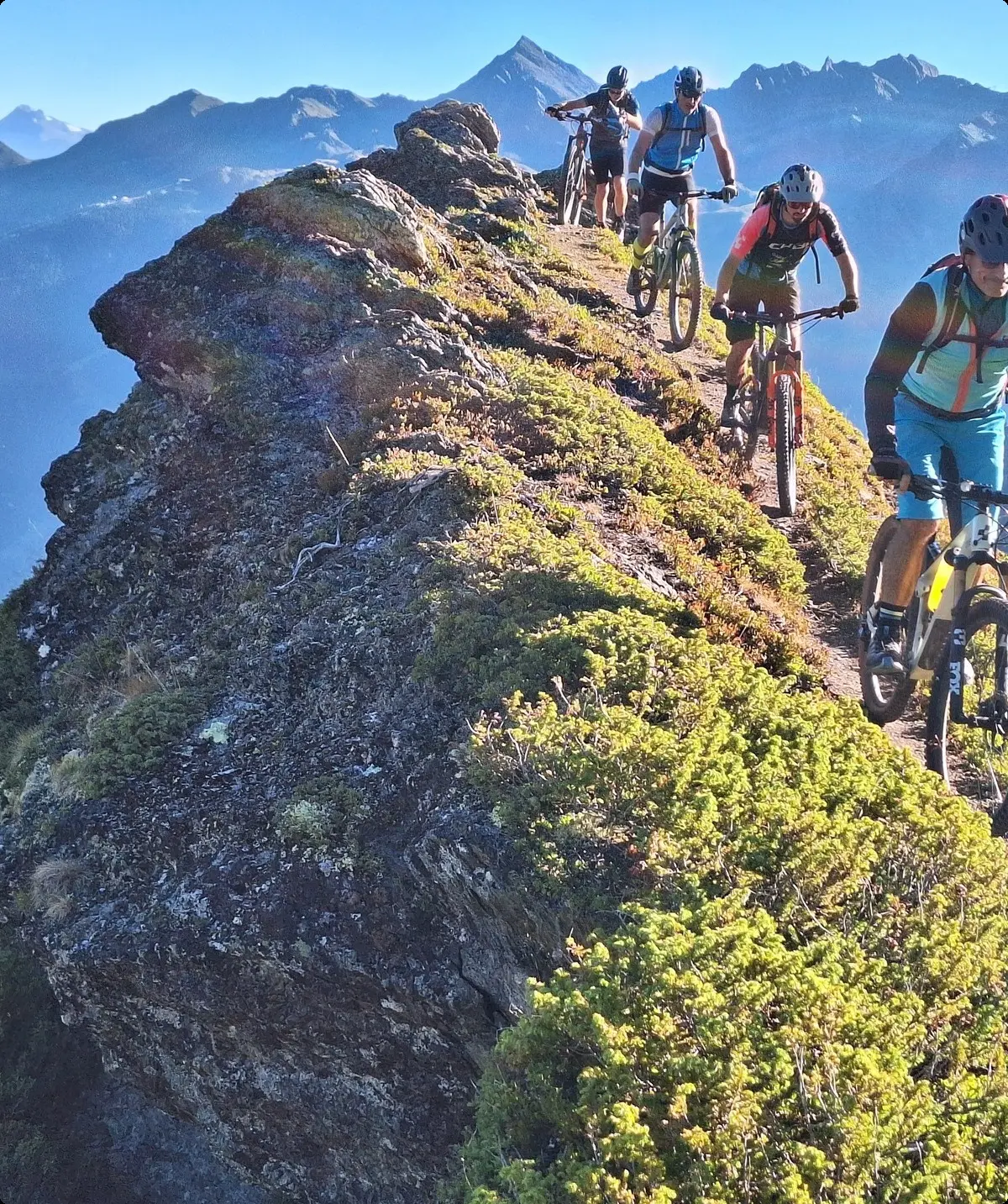 Trail am Kamm - im Hintergrund Verbier | © DAV Sektion Altdorf - Jan Kürschner