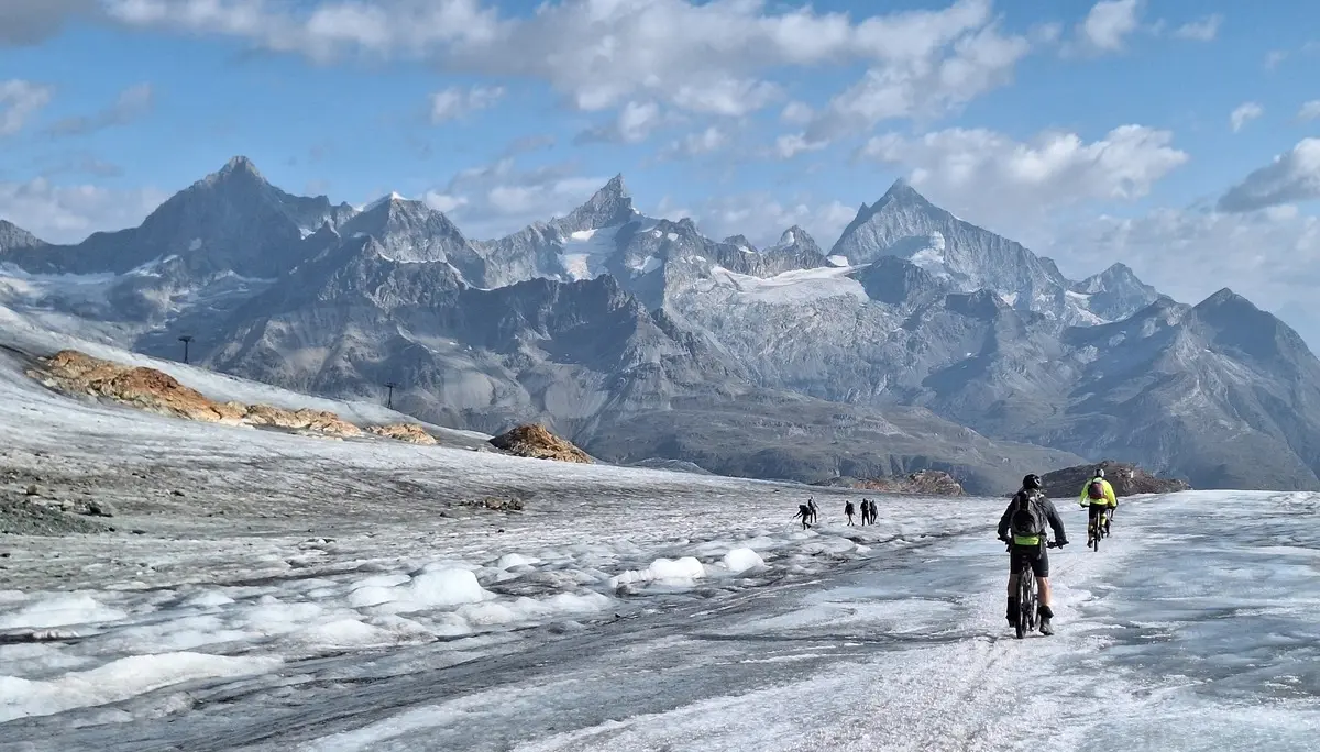 MTB-Abfahrt vom Theodulgletscher | © DAV Sektion Altdorf - Jan Kürschner