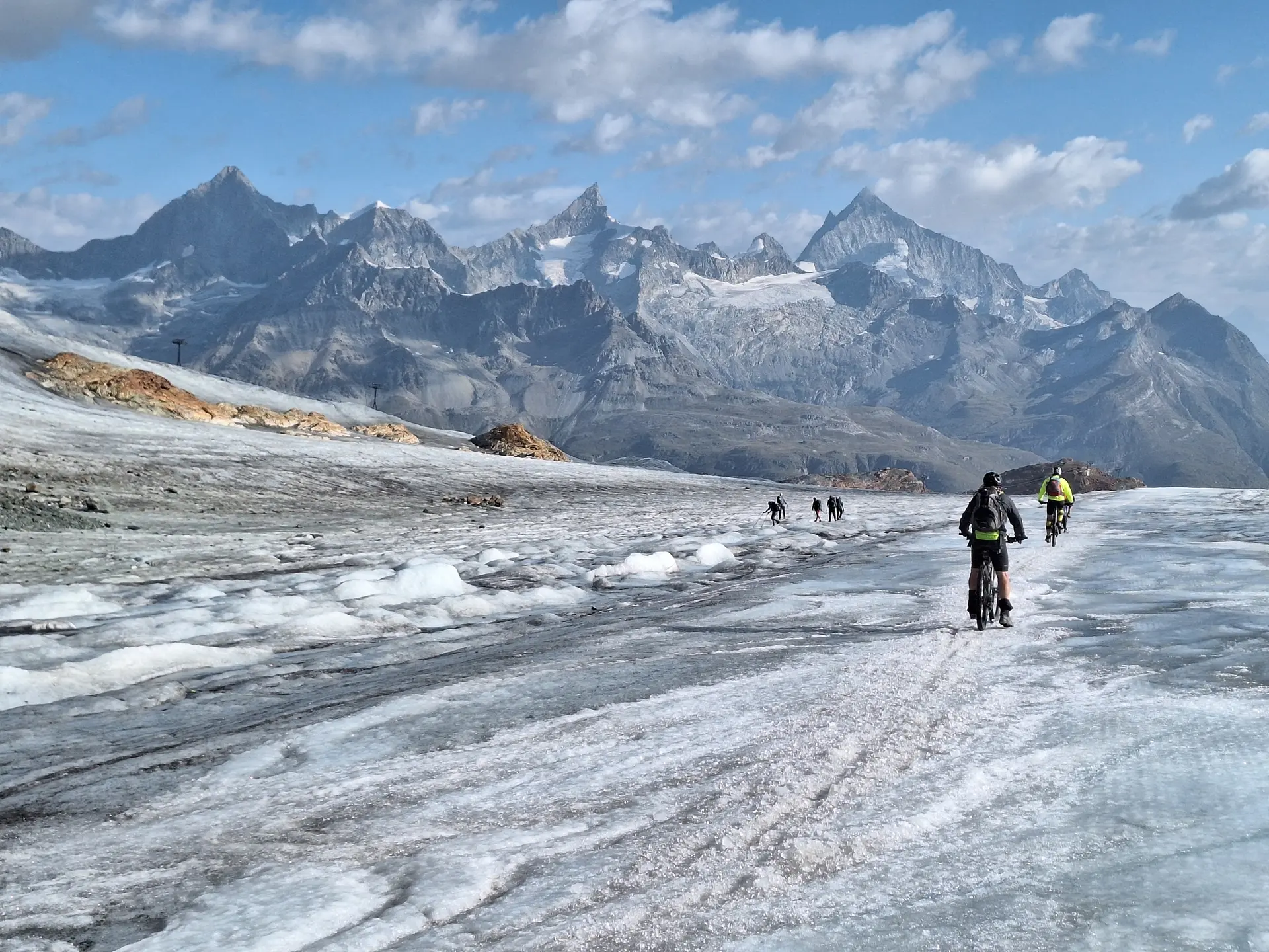 MTB-Abfahrt vom Theodulgletscher | © DAV Sektion Altdorf - Jan Kürschner