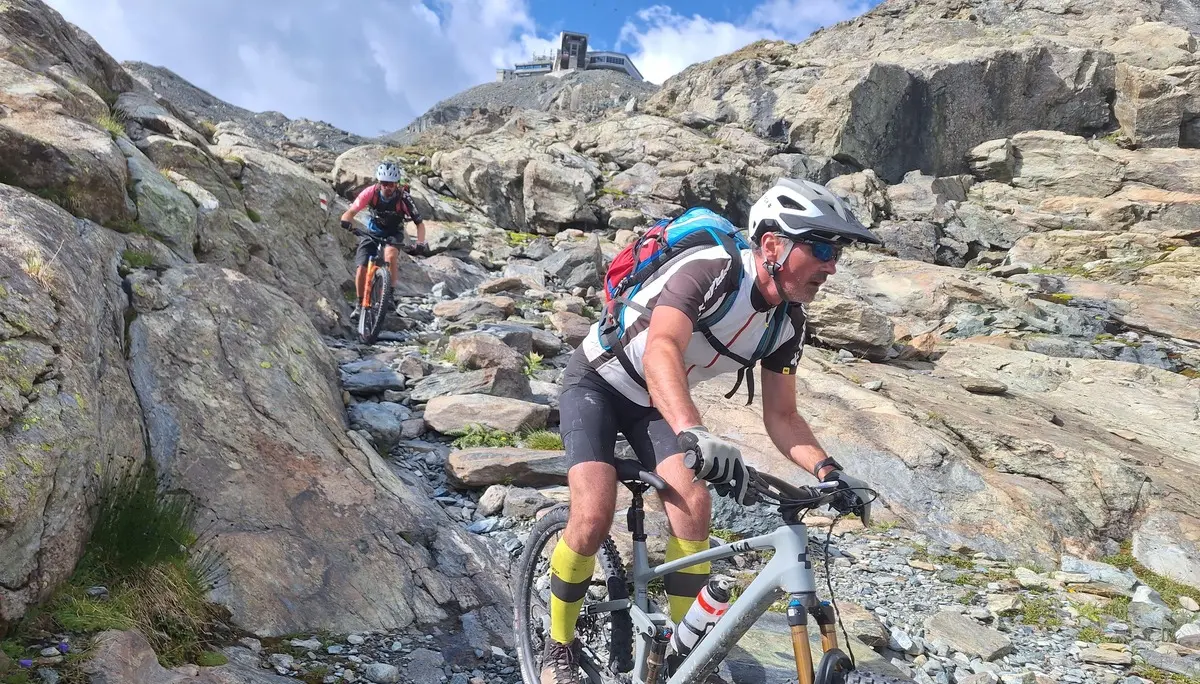 blockiger Downhill nach Zermatt | © DAV Sektion Altdorf - Jan Kürschner