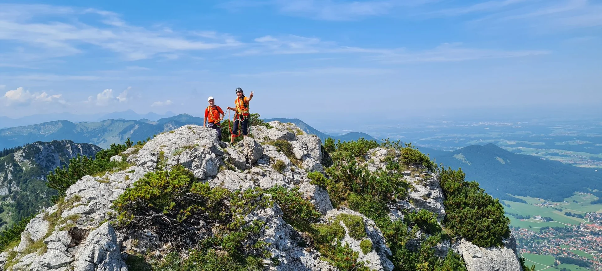 Michaela und Mike auf dem Westgipfel | © DAV Sektion Altdorf - Herbert Herrmann