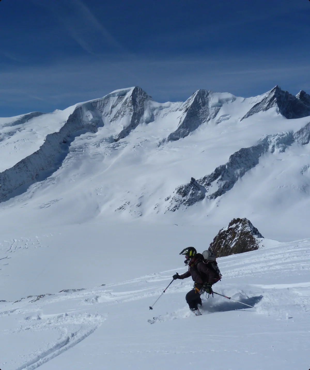 Pulver-Abfahrt vor dem großen Wannenhorn | © DAV Sektion Altdorf - Wolfgang Wening