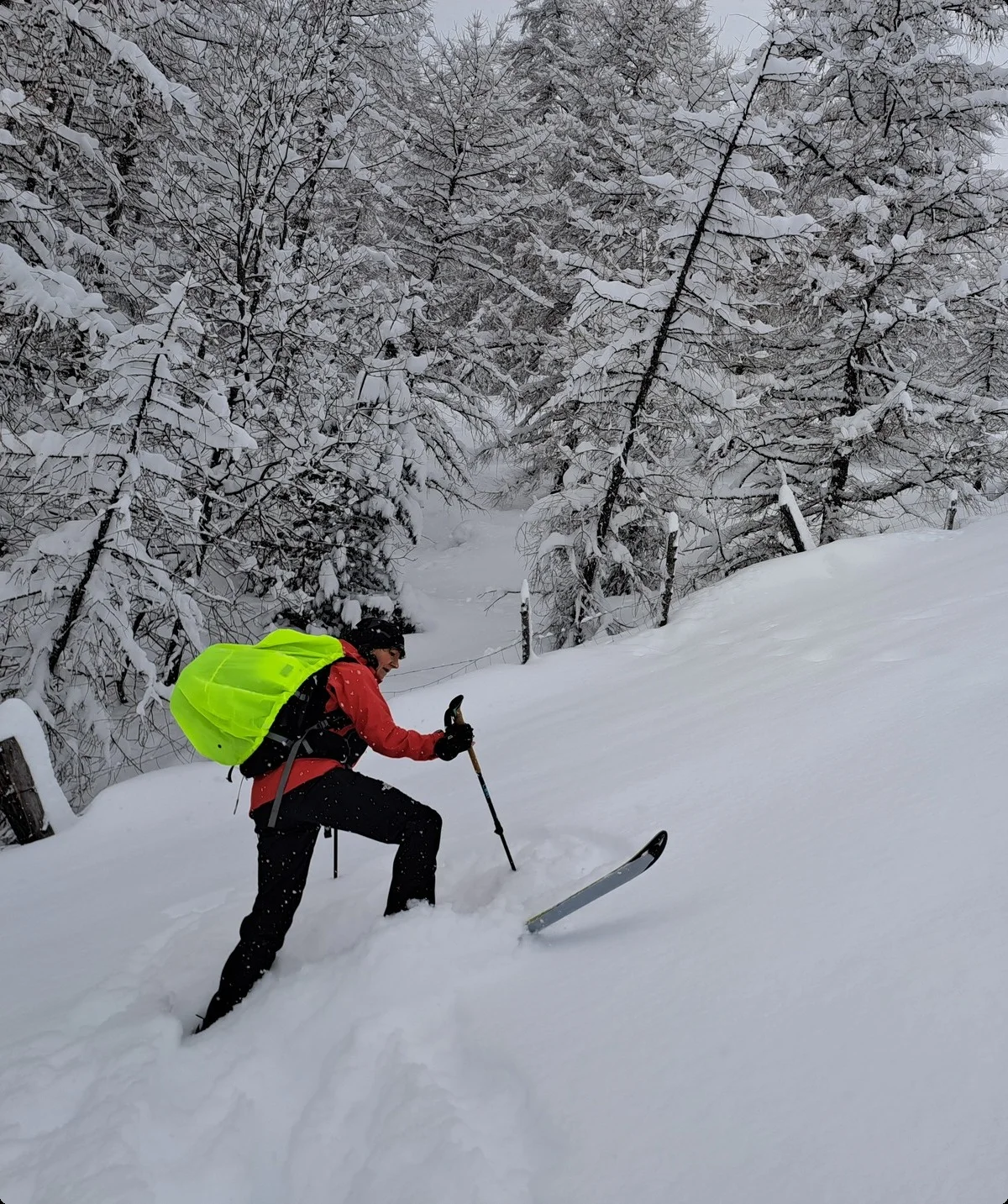 Spuranlage im Tiefschnee | © DAV Sektion Altdorf - Jan Kürschner