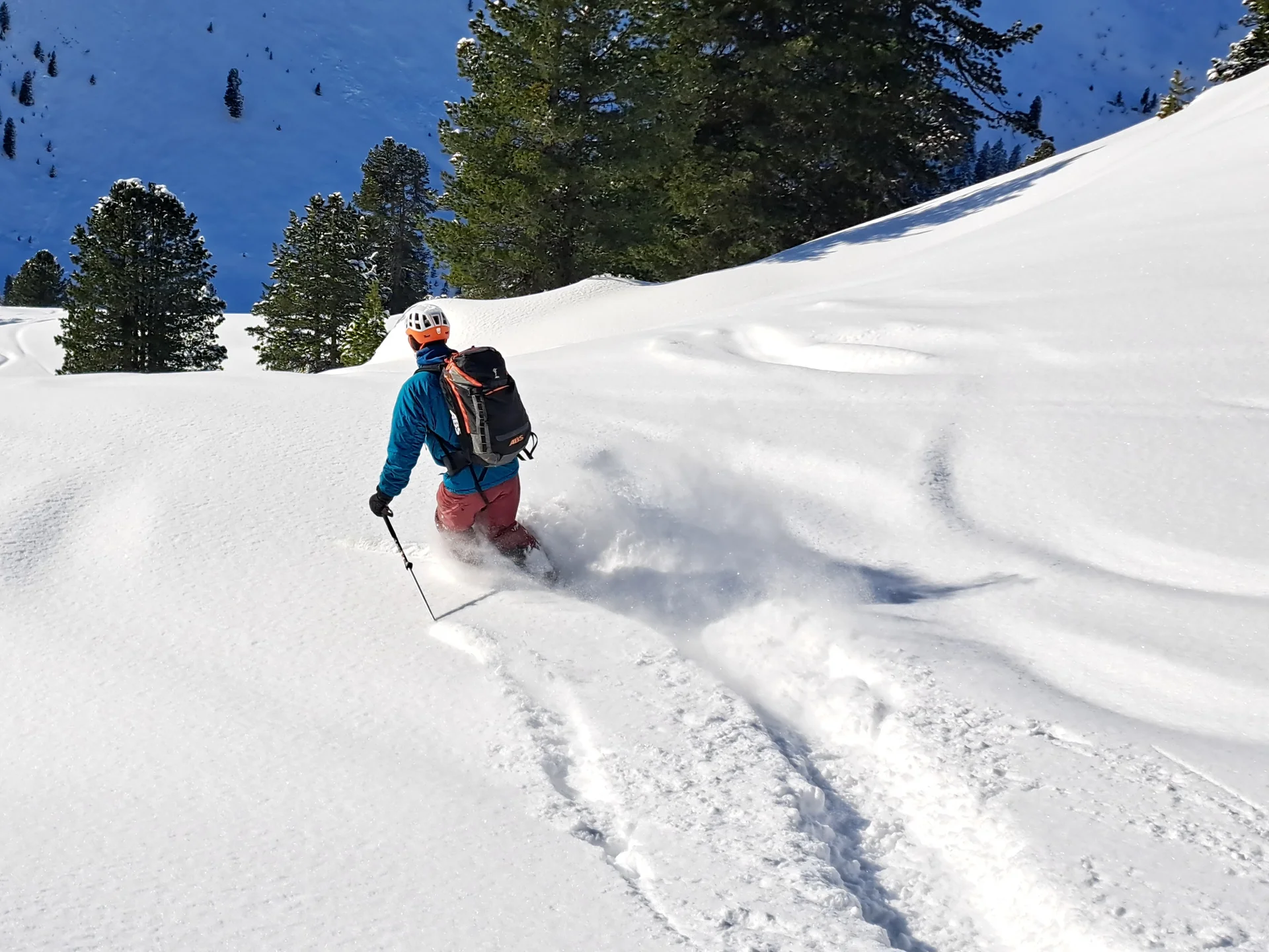 Powderabfahrt | © DAV Sektion Altdorf - Jan Kürschner