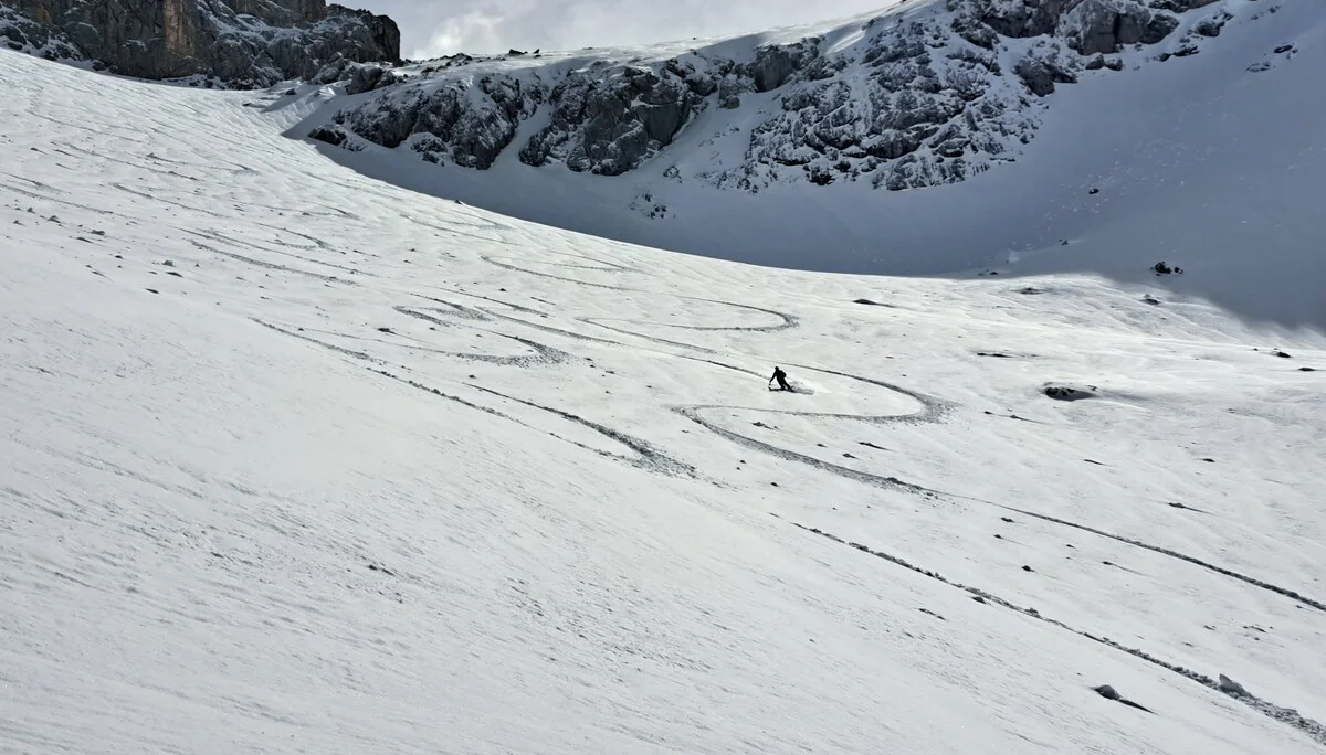 Carvingschwünge am Hundstod | © DAV Sektion Altdorf - Jan Kürschner