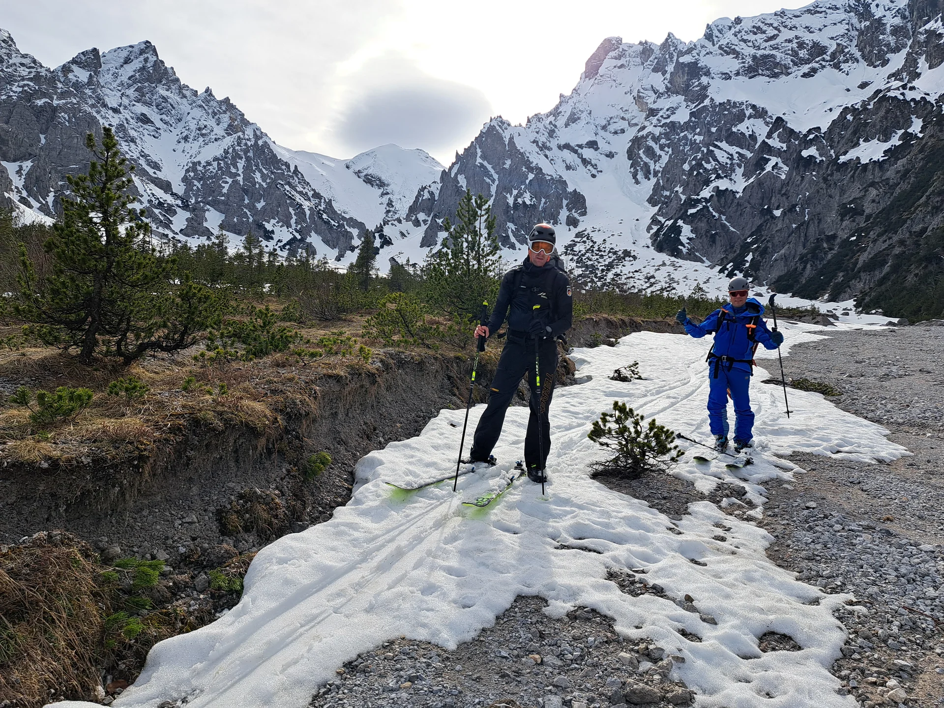 Abfahrt bis zur letzten Flocke | © DAV Sektion Altdorf - Jan Kürschner