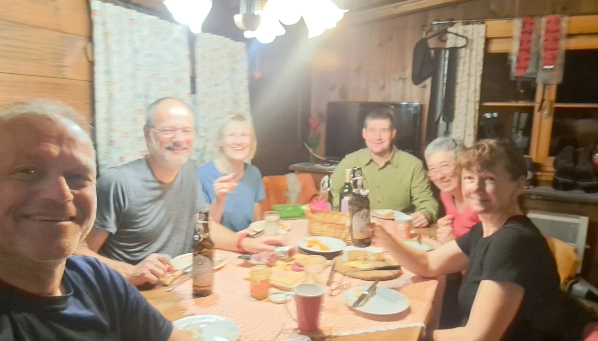 Gruppenfoto Blockhütte Bernstein in Haggen | © DAV Sektion Altdorf - Jan Kürschner