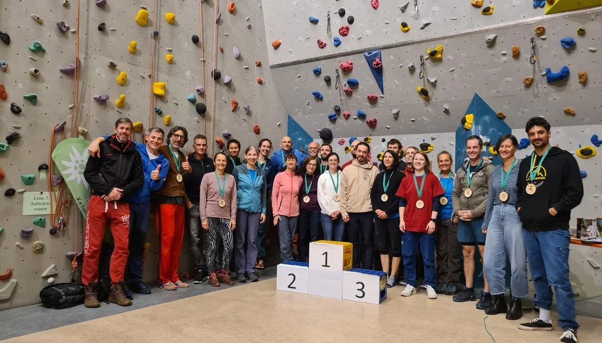 Erwachsene Siegerehrung - Teilnehmer - Klettercup 2024 - Kunstgriff | © DAV Sektion Altdorf - Stefan Link