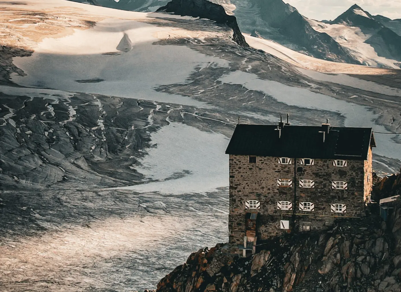 Hütte | © 	 Harry Putz | freiluftdoku.com