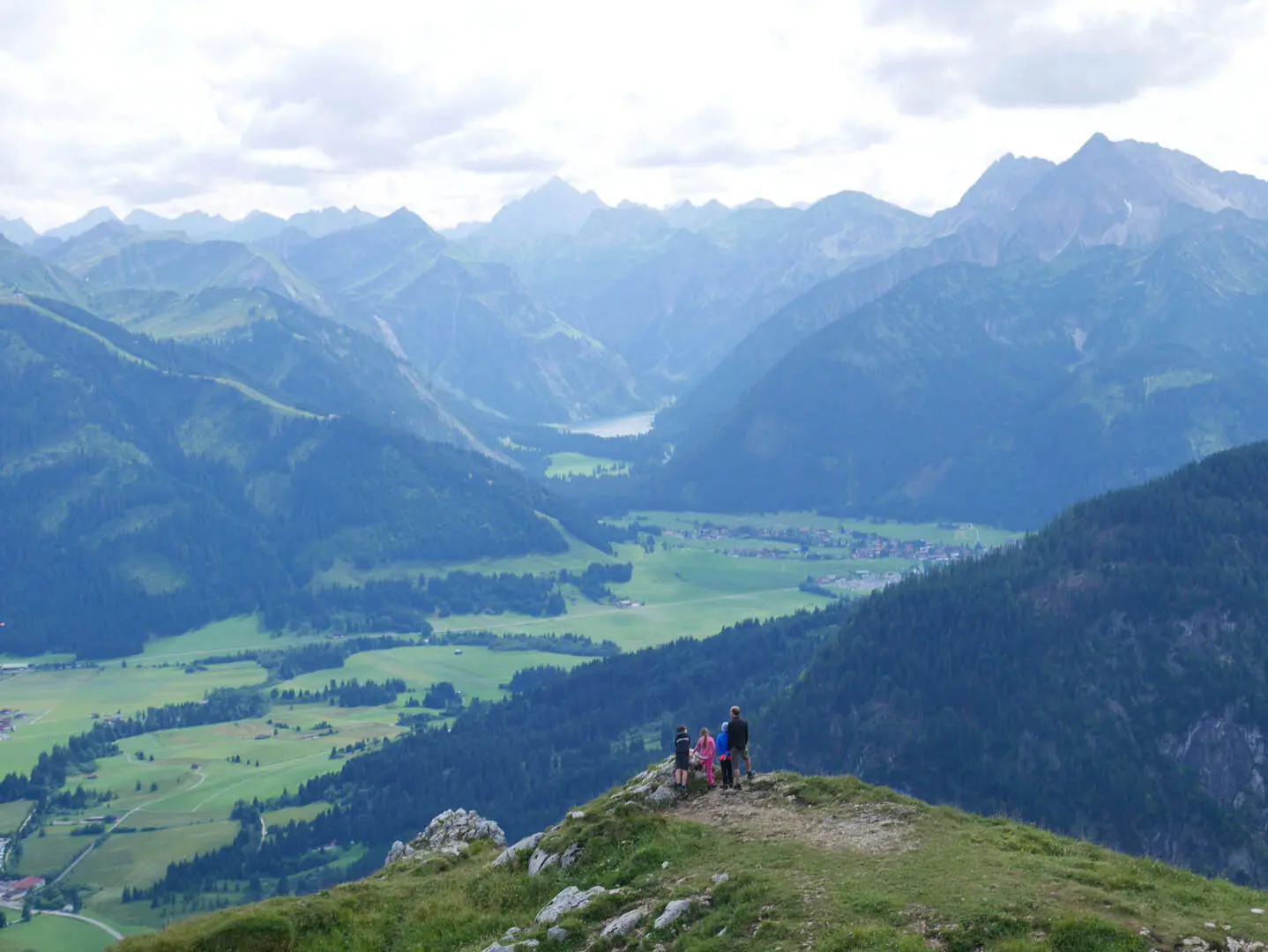 Familiengruppe: Von Hütte zu Hütte in den Tannheimer Bergen | © DAV Sektion Altdorf - Familiengruppe - Kristin Stamm