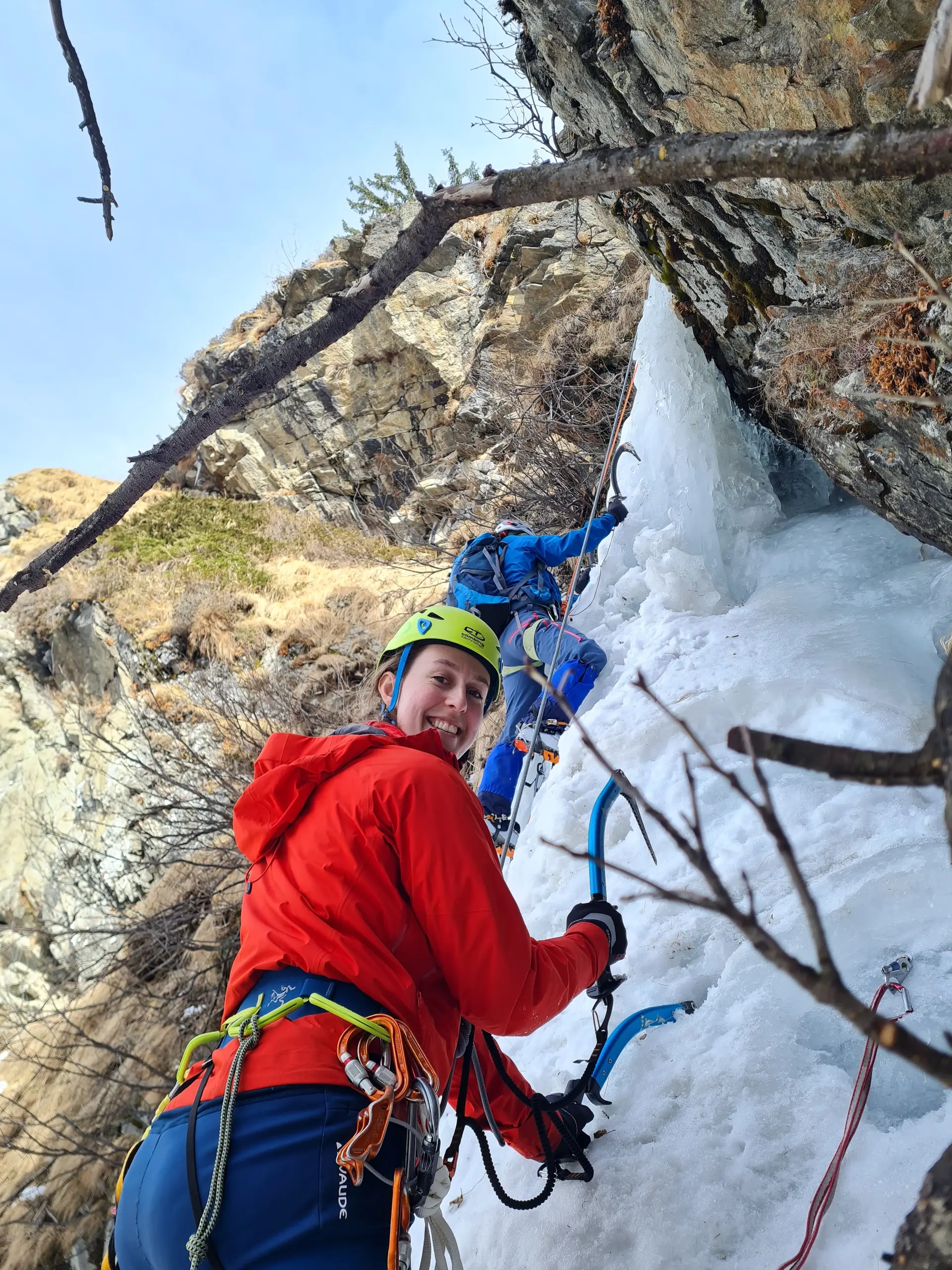 Eisklettern in Mehrseillängen | © DAV Sektion Altdorf- Bastian Linkens