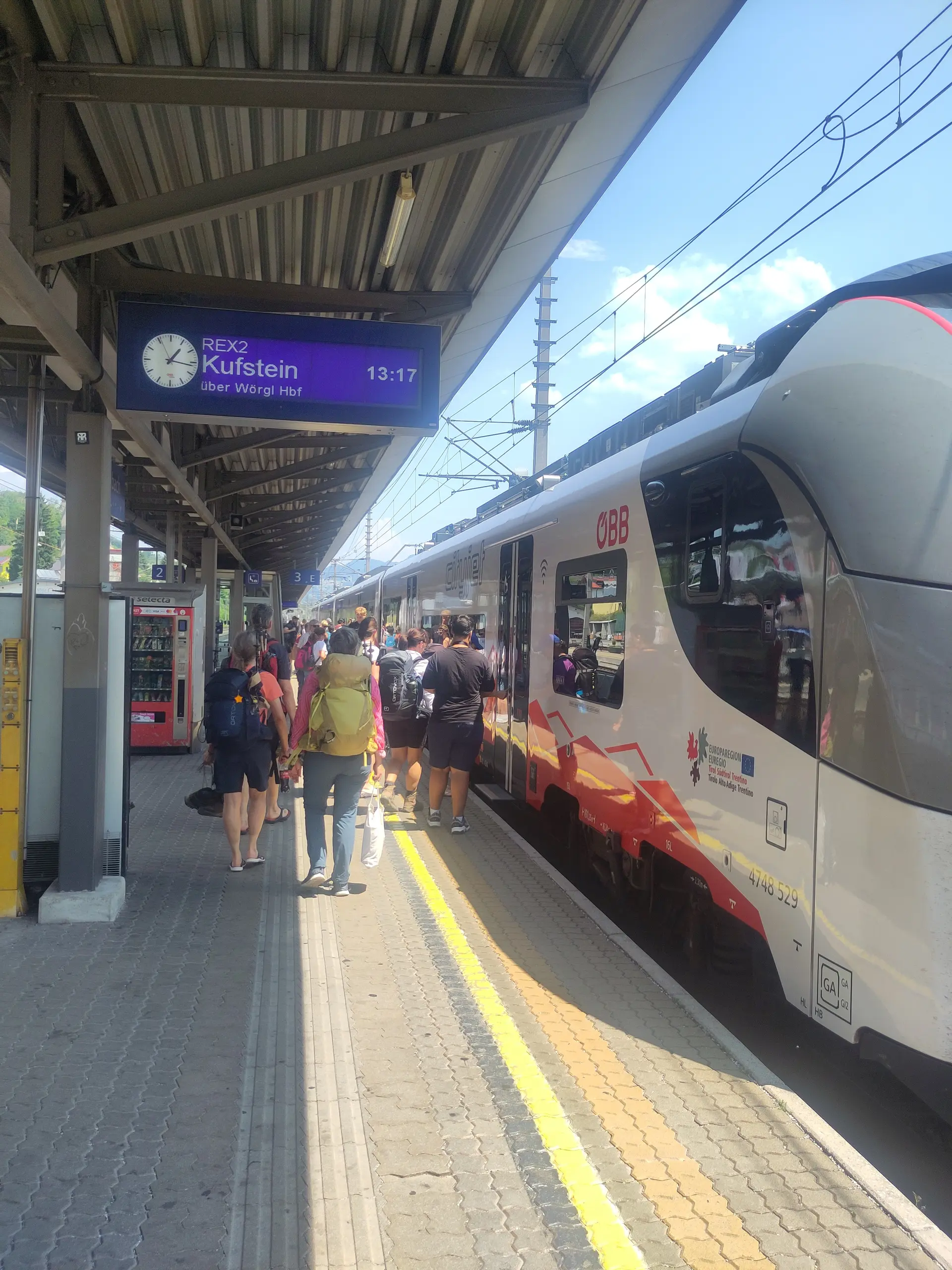 Zug im Bahnhof | © DAV Sektion Altdorf - Gunther Reichenbach