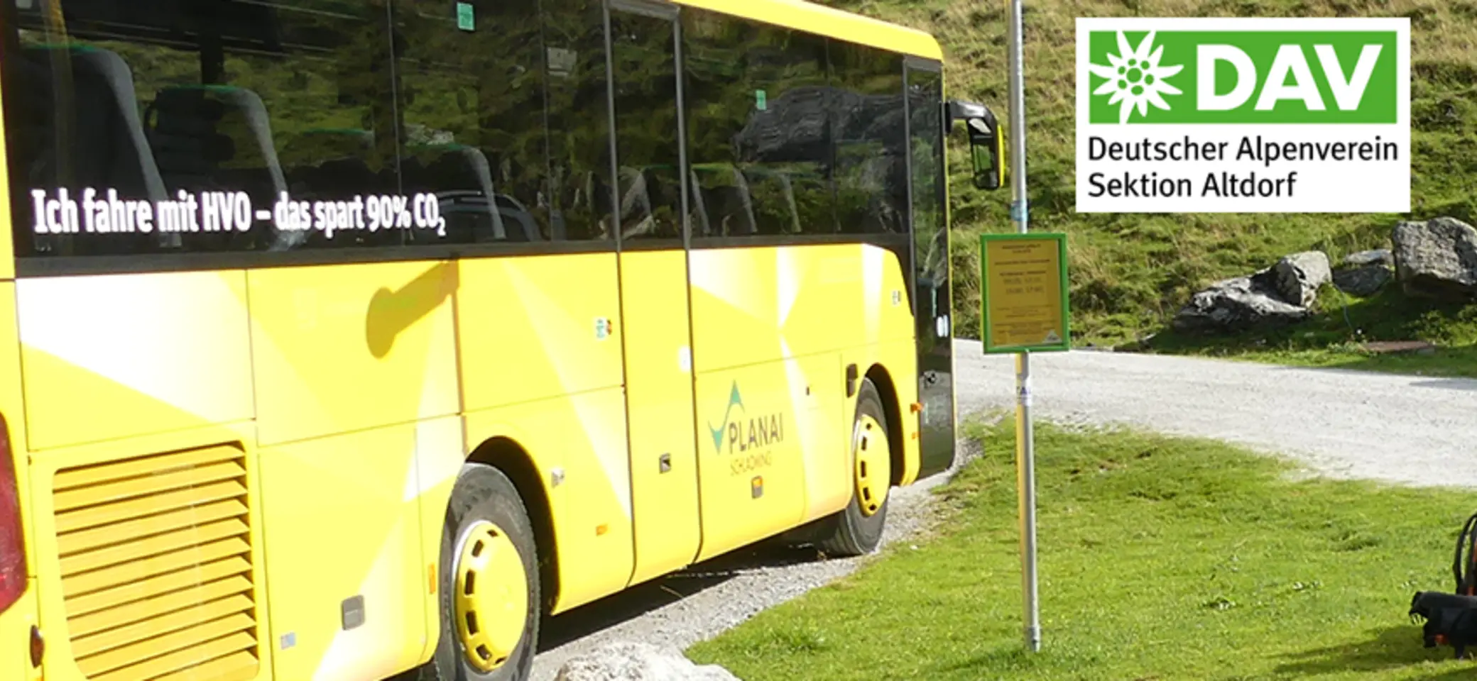 Busstop und Logo DAV Altdorf | © DAV Sektion Altdorf - Gunther Reichenbach