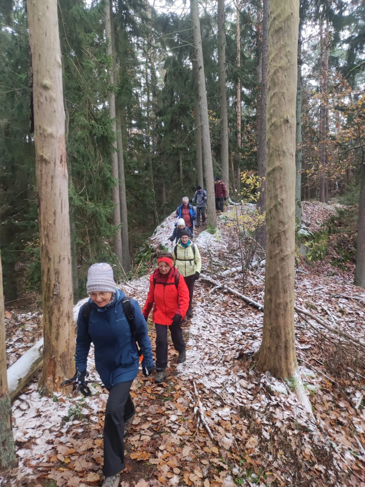 Wandern in kleinen Gruppen | © DAV Sektion Altdorf - Uli Reichert