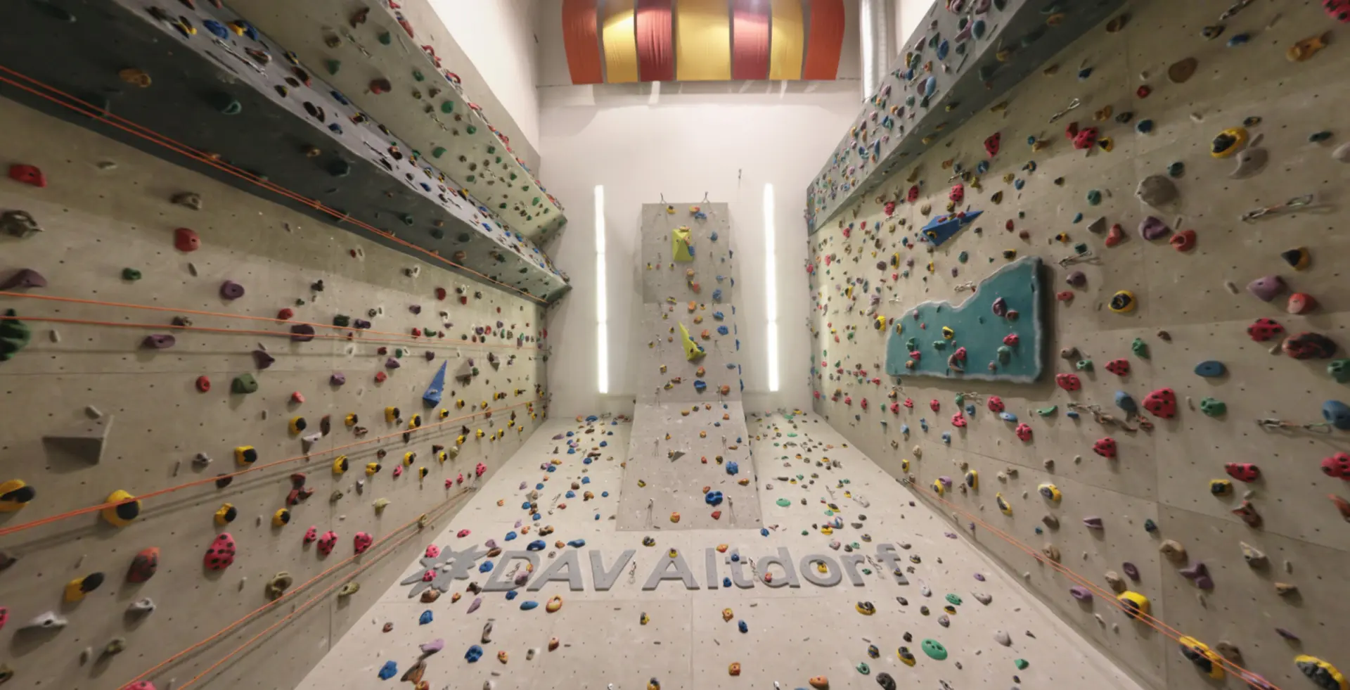 KunstGriff  - Dach - Blick von Unten | © DAV Sektion Altdorf - OliverHolstein