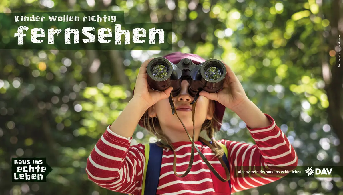 Raus ins echte Leben im Sommer | © Rawpixel / Adobe Stock